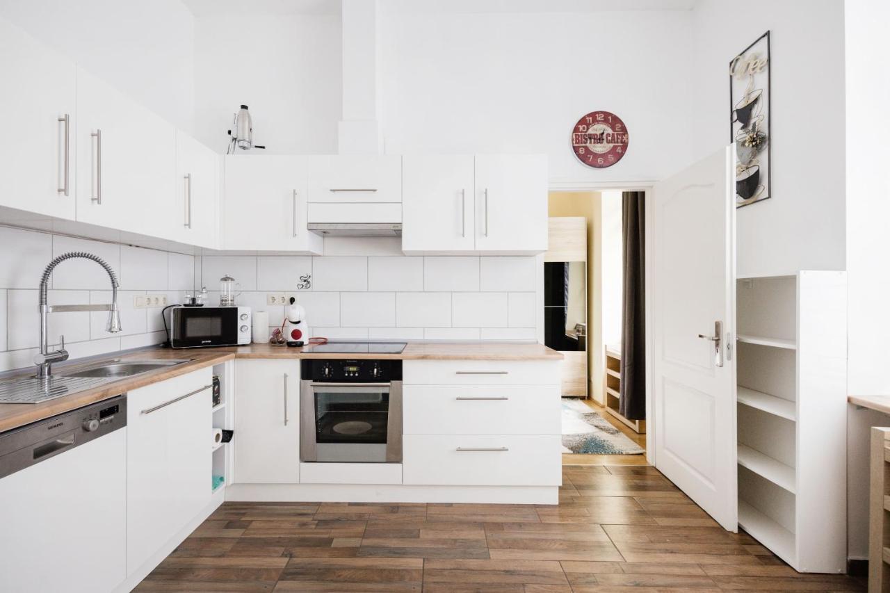 Bubbles Apartment บูดาเปสต์ ภายนอก รูปภาพ