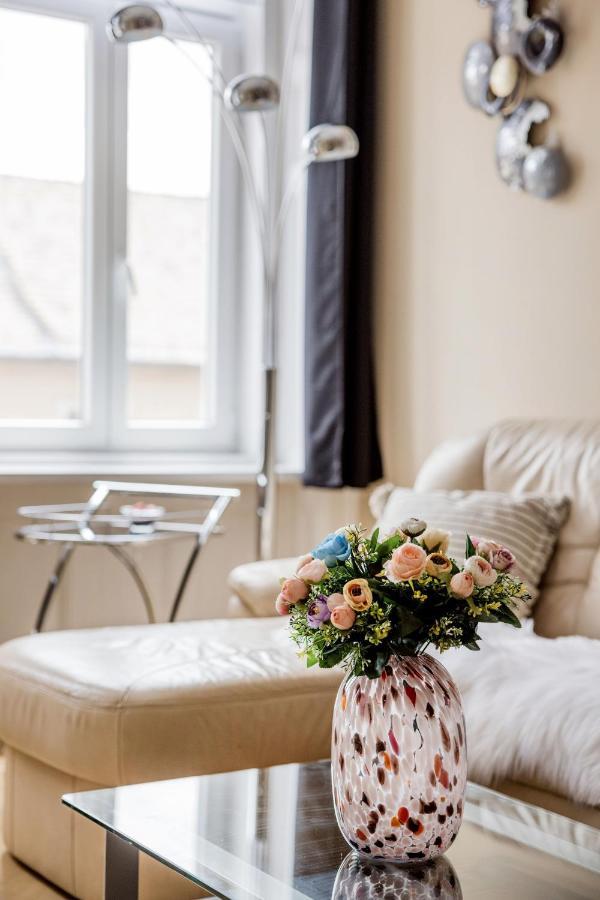 Bubbles Apartment บูดาเปสต์ ภายนอก รูปภาพ