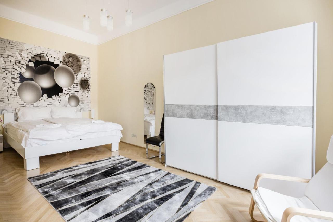 Bubbles Apartment บูดาเปสต์ ภายนอก รูปภาพ