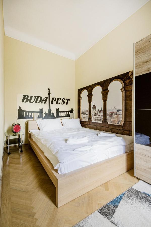 Bubbles Apartment บูดาเปสต์ ภายนอก รูปภาพ